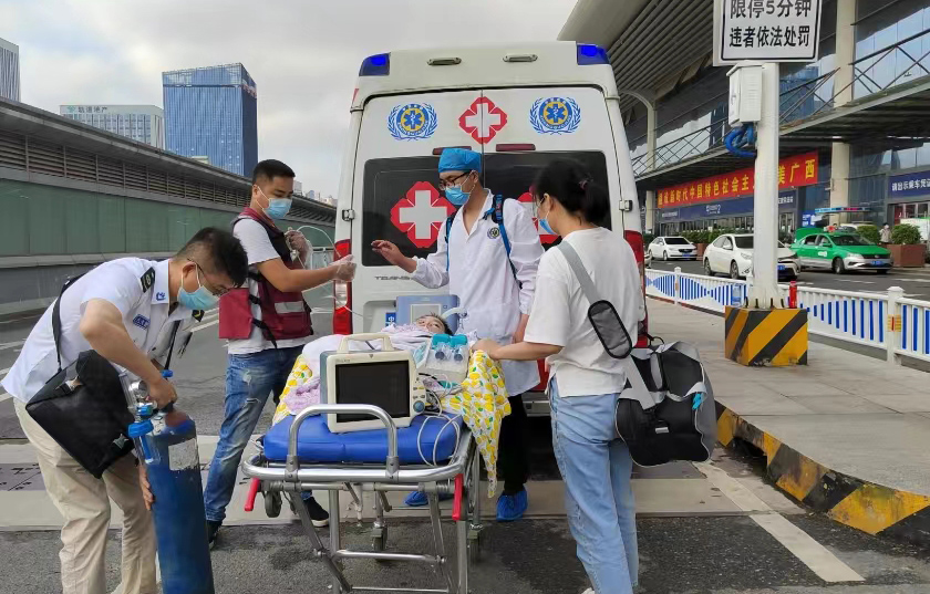 松潘县救护车出租公司